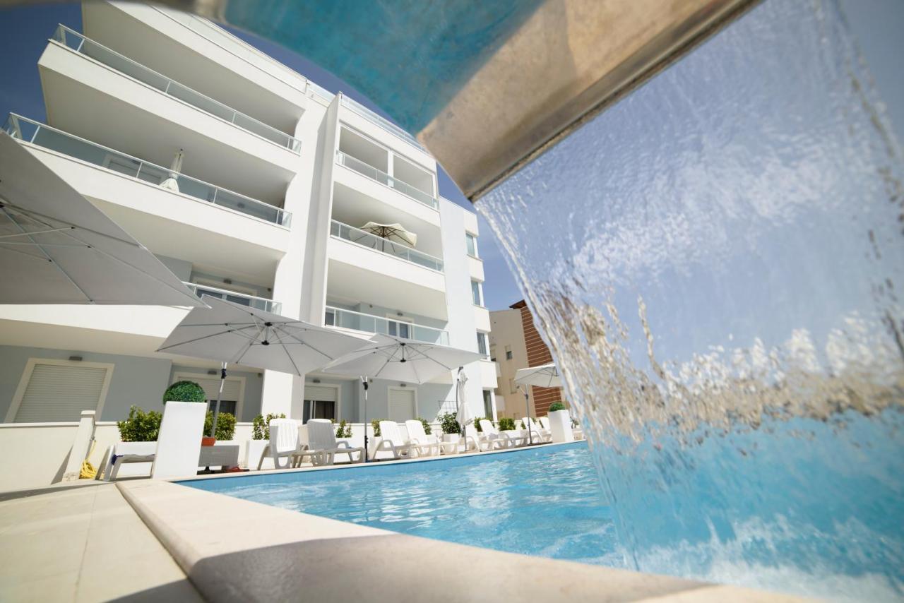 Case Vacanze Blue Bay Resort Roseto Degli Abruzzi Εξωτερικό φωτογραφία