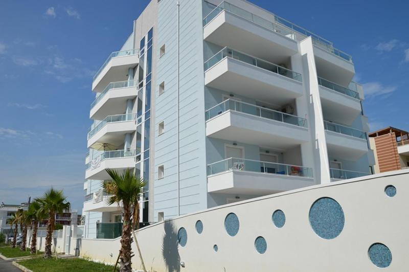 Case Vacanze Blue Bay Resort Roseto Degli Abruzzi Εξωτερικό φωτογραφία