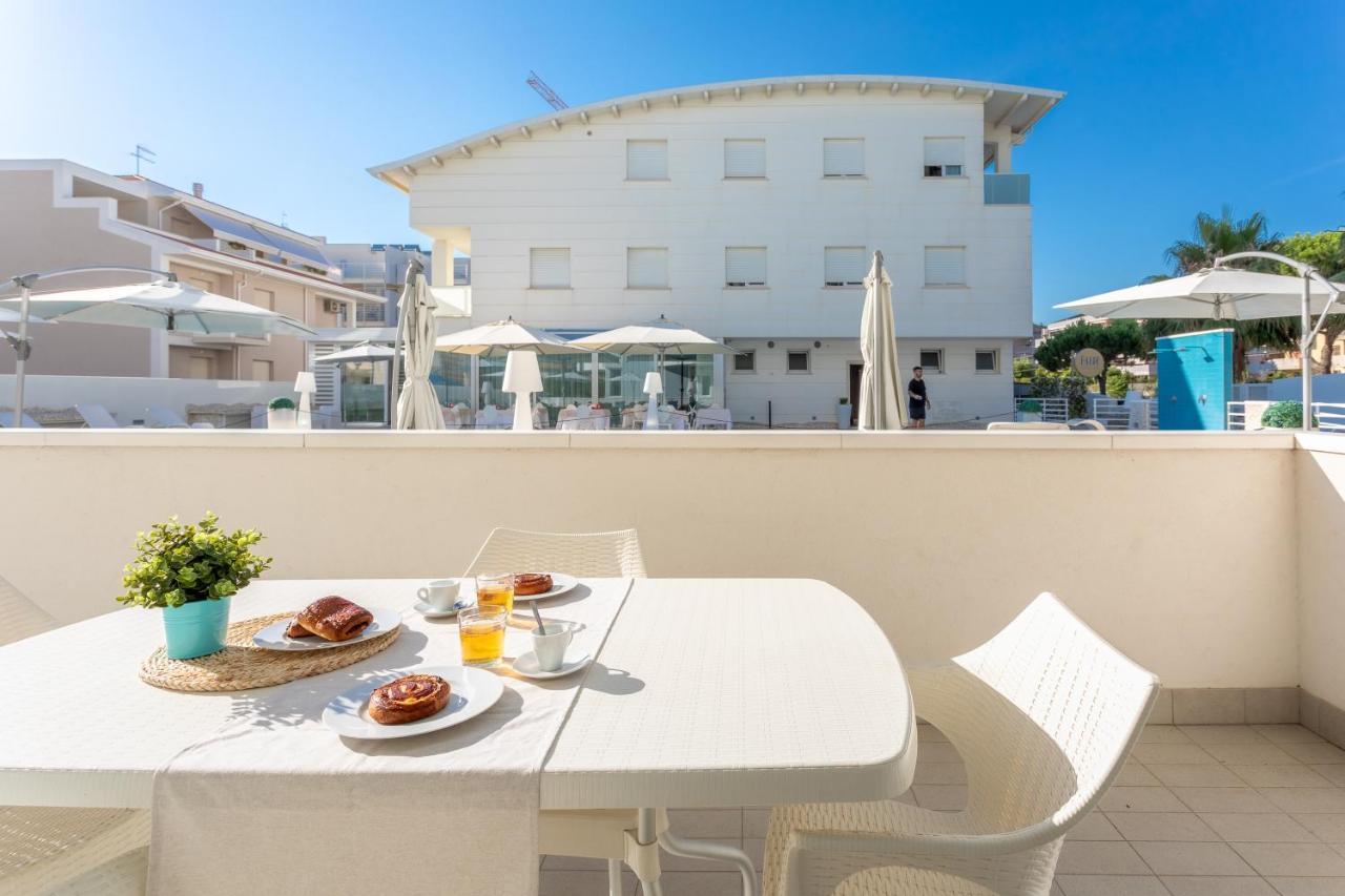 Case Vacanze Blue Bay Resort Roseto Degli Abruzzi Εξωτερικό φωτογραφία