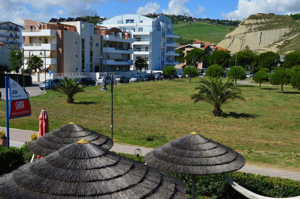 Case Vacanze Blue Bay Resort Roseto Degli Abruzzi Εξωτερικό φωτογραφία