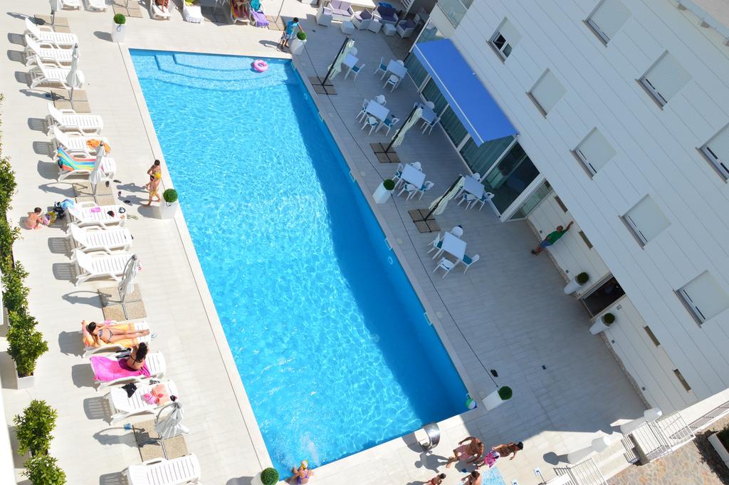 Case Vacanze Blue Bay Resort Roseto Degli Abruzzi Εξωτερικό φωτογραφία