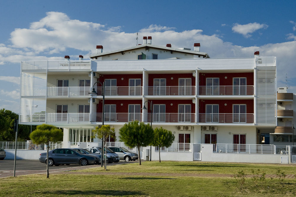 Case Vacanze Blue Bay Resort Roseto Degli Abruzzi Εξωτερικό φωτογραφία